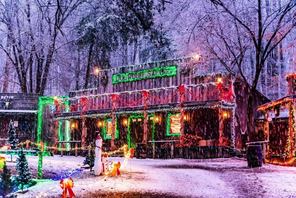 Dogwood Pass Christmas