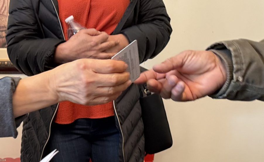 Más de 50 personas gestionan tarjeta comunitaria de identificación