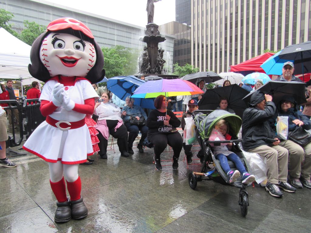 27 de marzo: Rojos de Cincinnati inauguran temporada