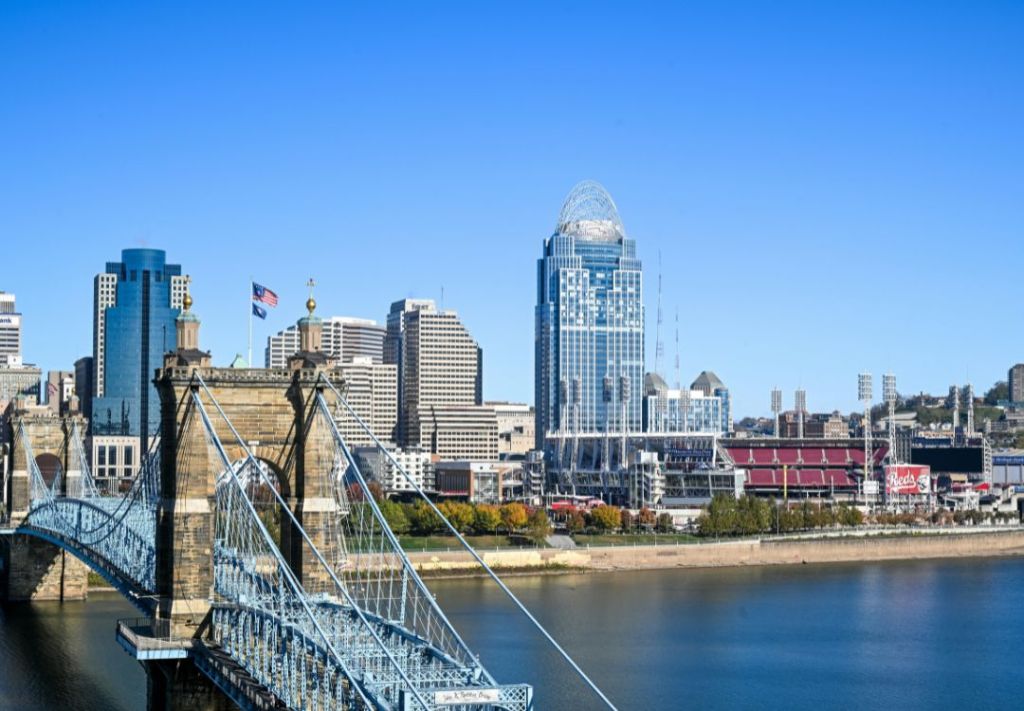Cincinnati se calienta, pero se avecinan lluvias