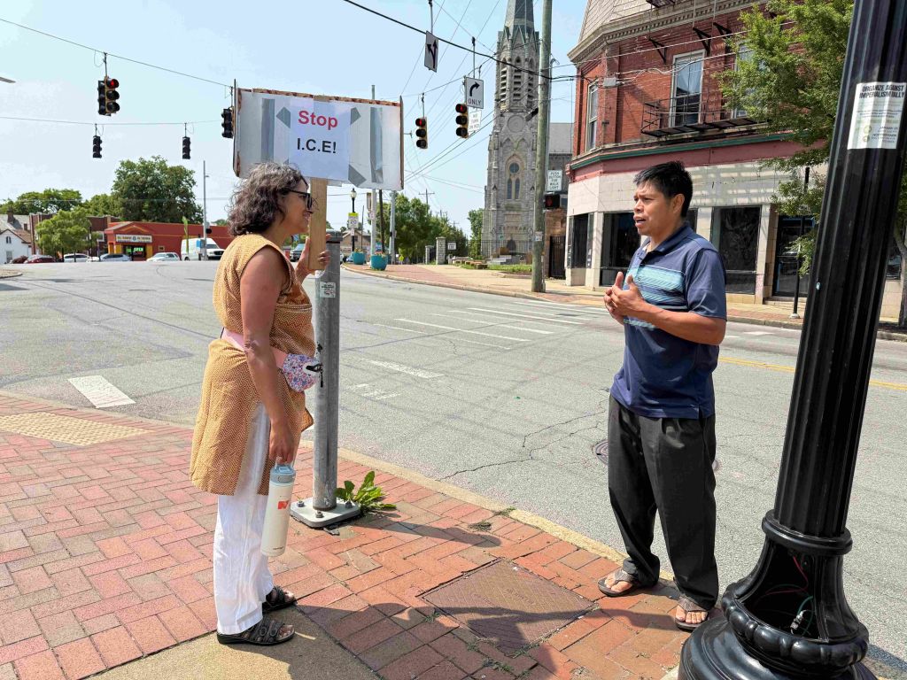 Protesta contra ICE recibe apoyo de ciudadanos estadounidenses