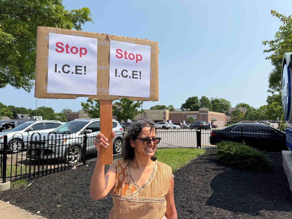 Protesta contra ICE recibe apoyo de ciudadanos estadounidenses
