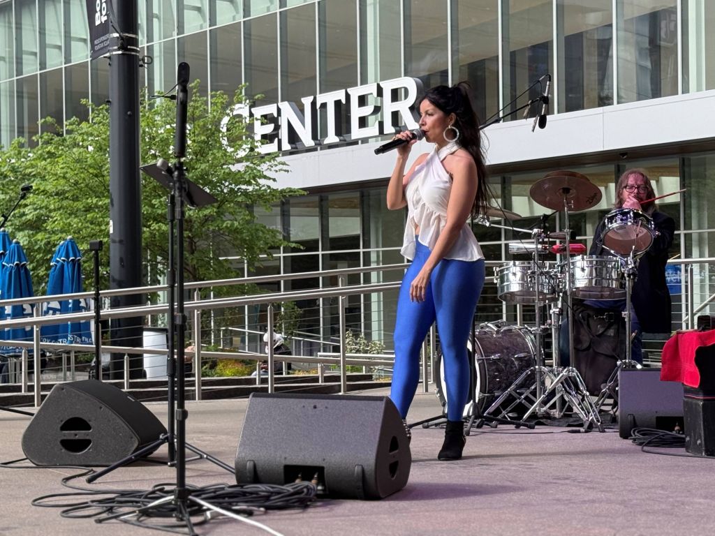 Jueves de salsa con Tropicoso en Fountain Square