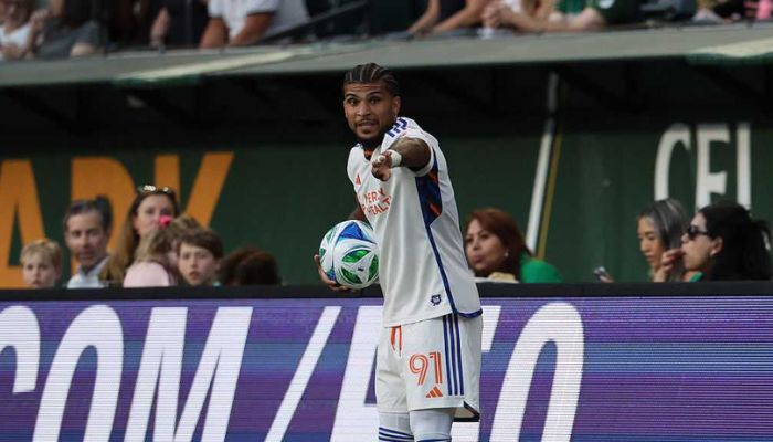 FC Cincinnati trade DeAndre Yedlin to Real Salt Lake
