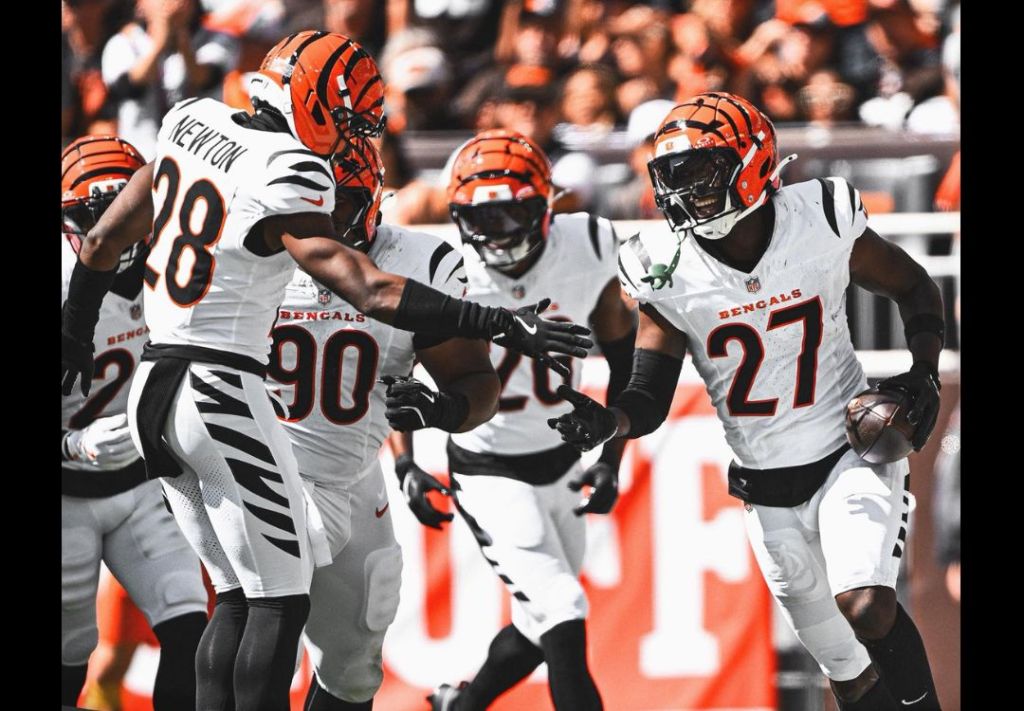 Bengals debutan con triunfo 17-16 en la Batalla de Ohio