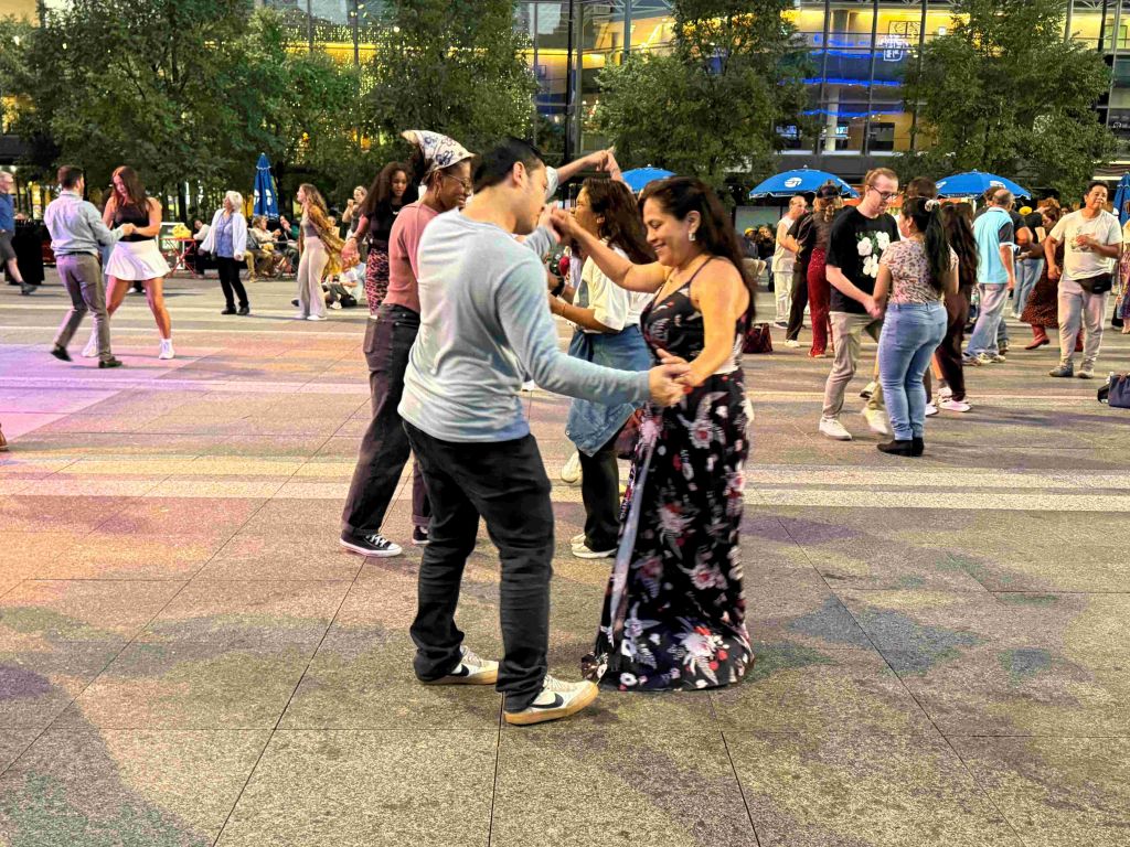 ¡No se pierda los últimos jueves de “Salsa on the Square”