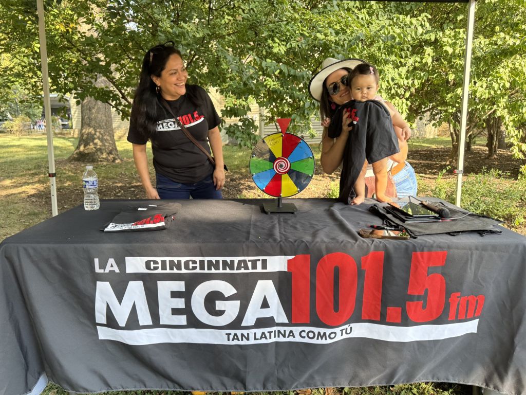 La Mega 101.5 FM durante festival hispano de Great Parks