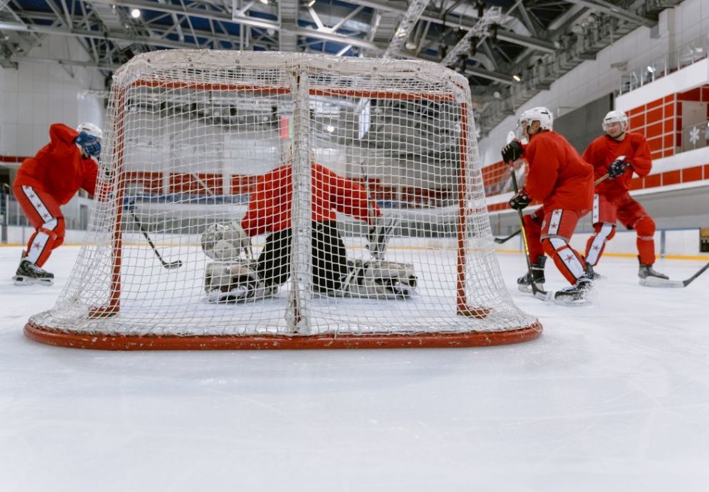 Arranca temporada de hielo 2025–2026 en Miami University