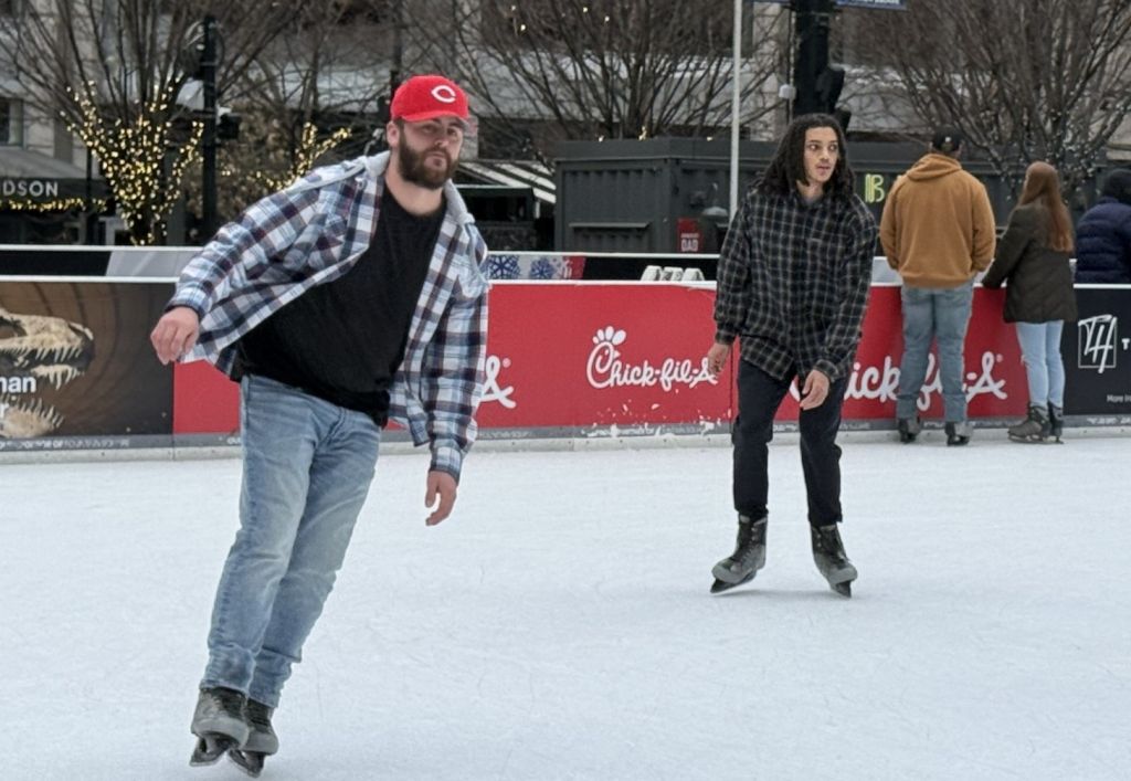 Nuevo destino de patinaje sobre hielo en Cincy, ¿Dónde se encuentra?