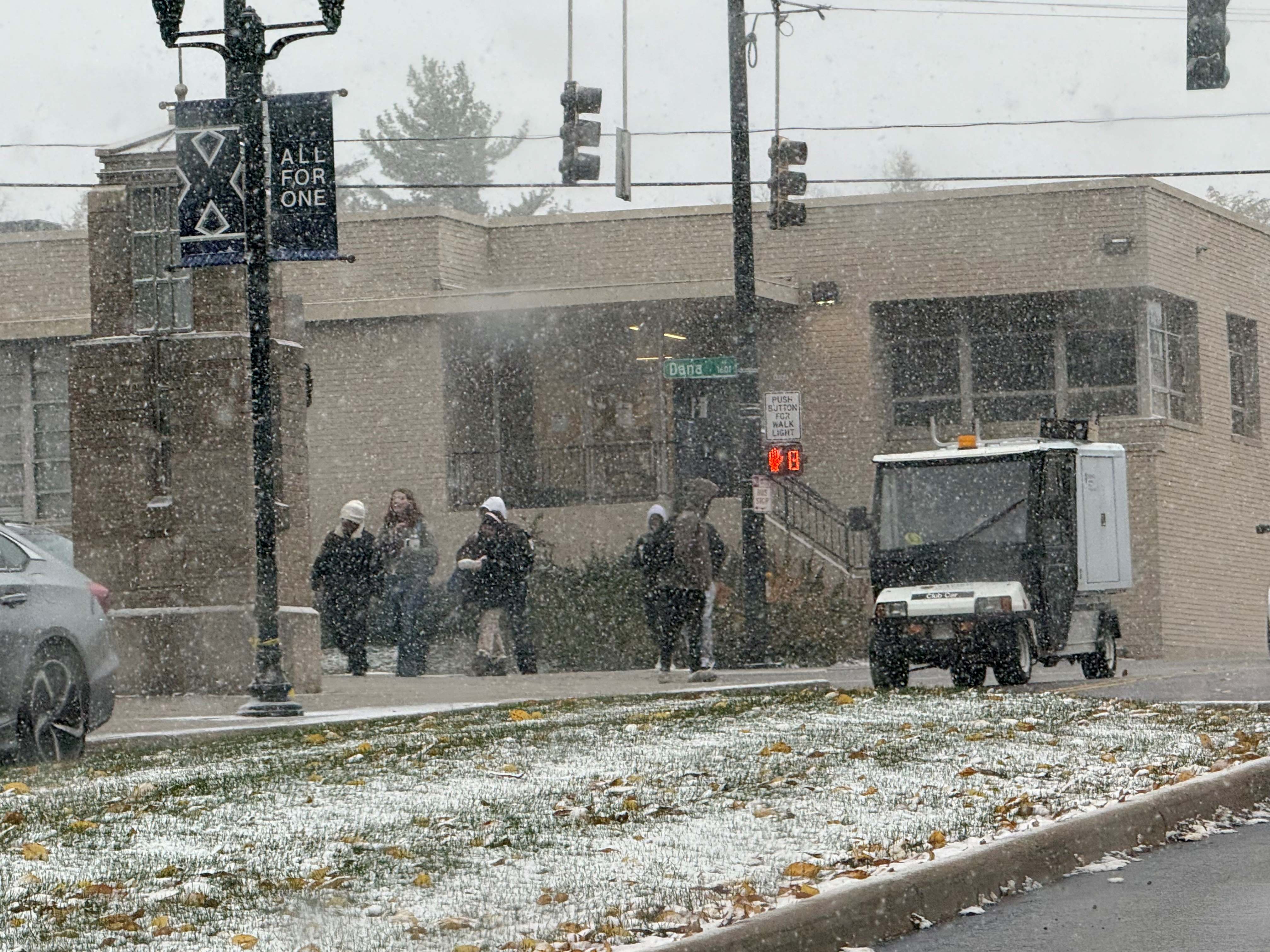 Distritos escolares y universidades confirman cancelación de clases