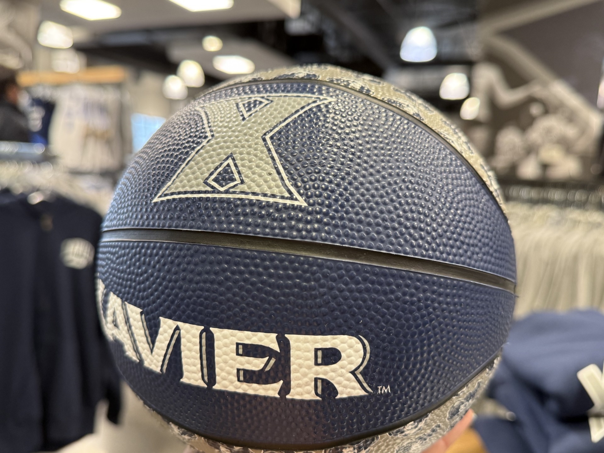 Musketeers listas para duelo de baloncesto este martes  