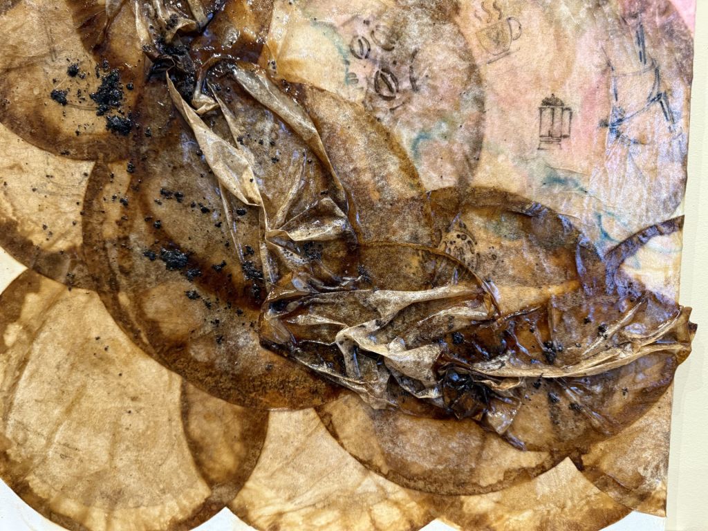 Centro de arte clausura exhibición “Rooms of Grief”