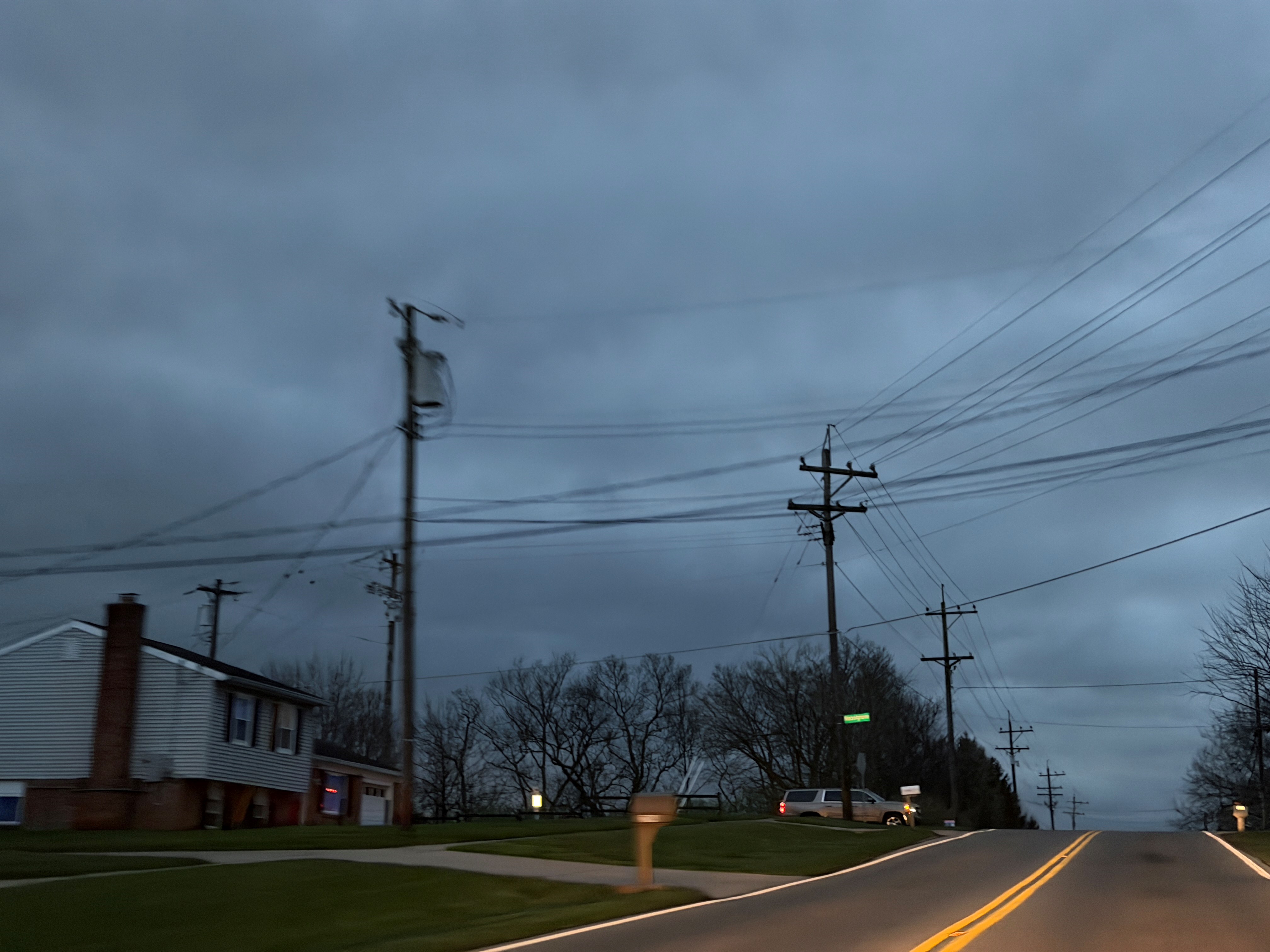 Duke Energy reestablece servicio de electricidad tras tormenta