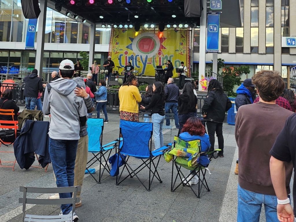 Cincinnati celebra su tradicional fiesta de pueblo: Cincy-Cinco