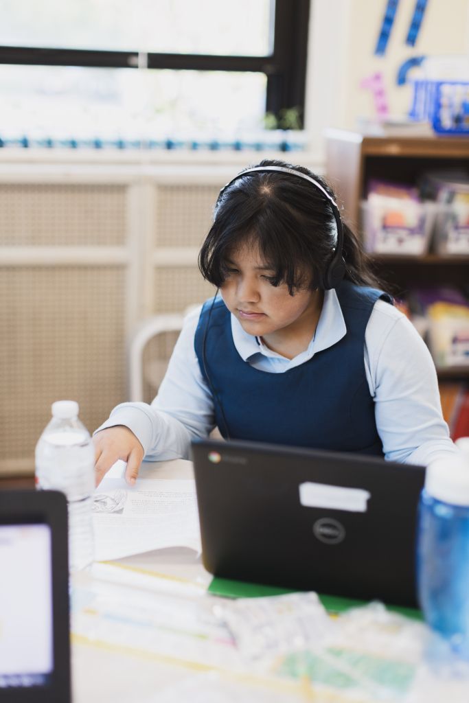 Programas estatales y becas están disponibles para educación católica 