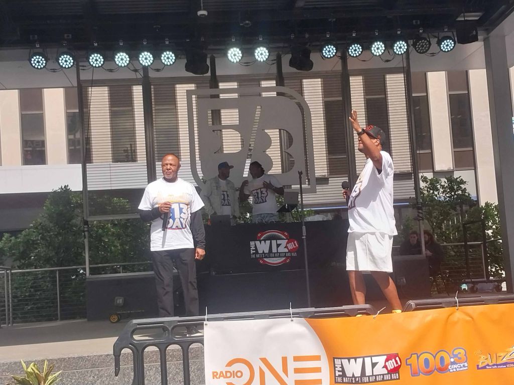 ¡Con La Mega 101.5 FM, el “513 Day” también se celebra en español!