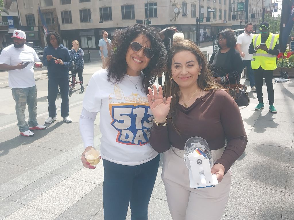 ¡Con La Mega 101.5 FM, el “513 Day” también se celebra en español!